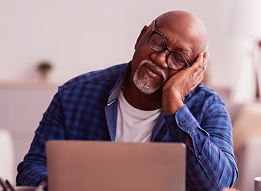 Sonolência no Trabalho? Pode ser Apneia Obstrutiva do Sono.